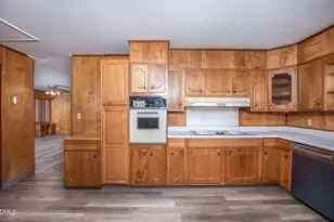 102 Hillcrest Dr, Smithfield, NC 27577 - Photo 15