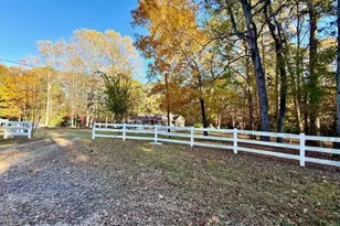 80 White Deer Ln, Henderson, NC 27537 - Photo 7