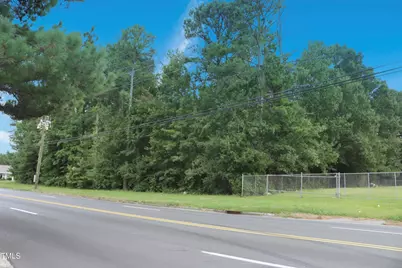 2750 Holloway Street, Durham, NC 27703 - Photo 3