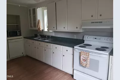 306 S Moore Street, Clayton, NC 27520 - Photo 9