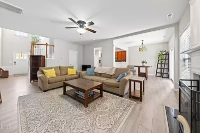 8204 Pilots View Drive, Raleigh, NC 27617 - Photo 7