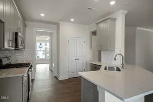 521 Dorset Strm Dr, Fuquay-Varina, NC 27526 - Photo 7