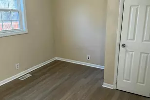 726 Thompson St, Pittsboro, NC 27312 - Photo 5