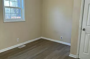 726 Thompson St, Pittsboro, NC 27312 - Photo 9