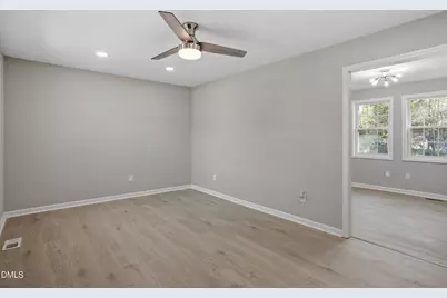 205 S Railroad Street, Elm City, NC 27822 - Photo 3