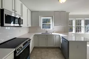 1508 Olde Mckenzie Dr, Holly Springs, NC 27540 - Photo 5