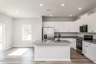 30 Neuse Hollow Ct, Clayton, NC 27527 - Photo 3