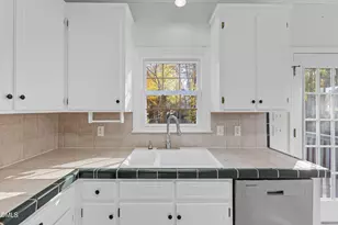 3645 S Pointe Dr, Apex, NC 27539 - Photo 15