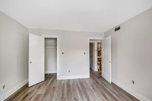 5804 Falls of Neuse Rd, Raleigh, NC 27609 - Photo 9