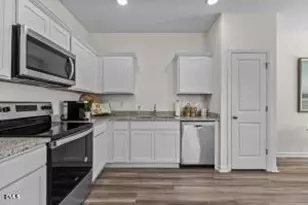 2061 Gln Xing Dr, Durham, NC 27704 - Photo 13