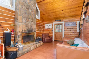 422 Shawnee Dr, Louisburg, NC 27549 - Photo 9