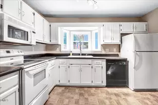 5738 3 Oaks Dr, Raleigh, NC 27612 - Photo 7