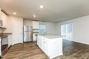 621 Howling Wind Dr, Zebulon, NC 27597 - Photo 7