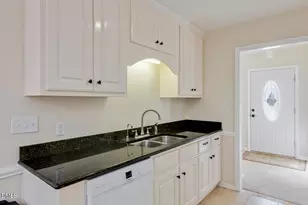 136 Pebblestone Ct, Willow Springs, NC 27592 - Photo 15