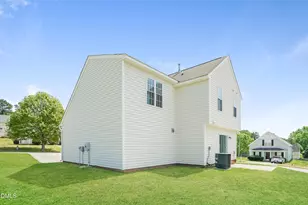 5436 Advantis Dr, Raleigh, NC 27610 - Photo 15