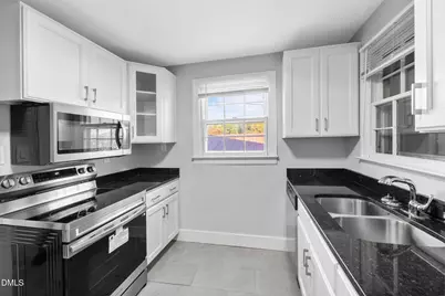 109 Lincoln Court, Raleigh, NC 27610 - Photo 11