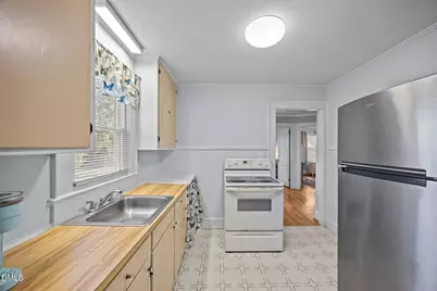 128 E Moore Street, Graham, NC 27253 - Photo 31