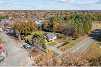 128 E Moore Street, Graham, NC 27253 - Photo 15