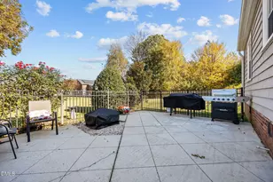 128 E Moore St, Graham, NC 27253 - Photo 37