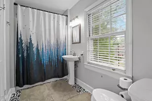 925 S Chestnut St, Henderson, NC 27536 - Photo 17