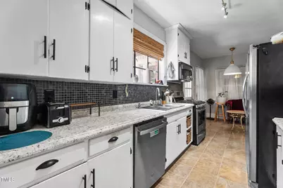 925 S Chestnut Street, Henderson, NC 27536 - Photo 7