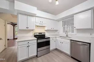 701 N Carr St, Mebane, NC 27302 - Photo 5