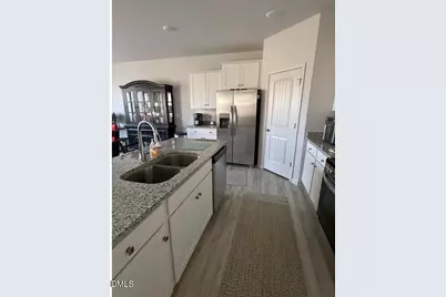 5909 Crossview Drive, Kernersville, NC 27284 - Photo 3