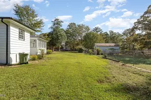 203 W Stewart St, Coats, NC 27521 - Photo 19