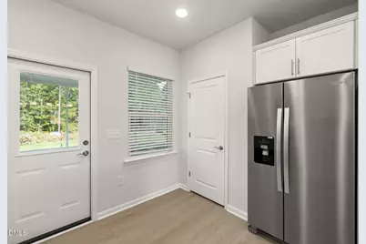 621 Wicklow Hall Drive, Fuquay Varina, NC 27526 - Photo 7