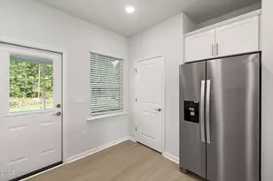 621 Wicklow Hall Dr, Fuquay Varina, NC 27526 - Photo 7