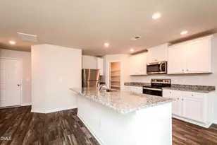 505 Turning Lk Dr, Zebulon, NC 27597 - Photo 5