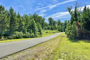 586 Poythress Rd, Chapel Hill, NC 27516 - Photo 15