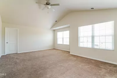 300 Gourd Street, Zebulon, NC 27597 - Photo 7