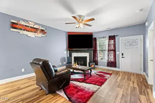 202 S 6th St, Erwin, NC 28339 - Photo 7