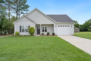202 S 6th St, Erwin, NC 28339 - Photo 3
