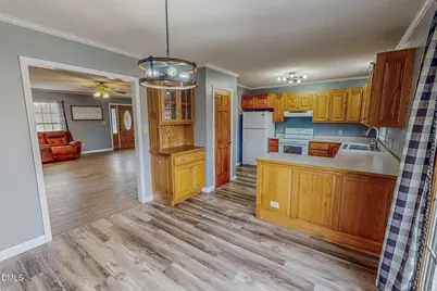 111 Fox Crossing Drive, Roxboro, NC 27574 - Photo 5