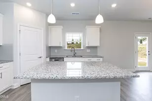 94 Decatur Dr, Fuquay Varina, NC 27526 - Photo 9