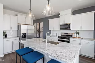 2853 Farmhouse Dr, Apex, NC 27502 - Photo 5