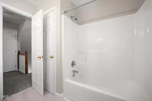 102 Rose Valley Woods Dr, Cary, NC 27513 - Photo 41