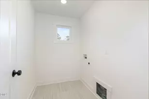 907 Danbury Dr, Durham, NC 27703 - Photo 27