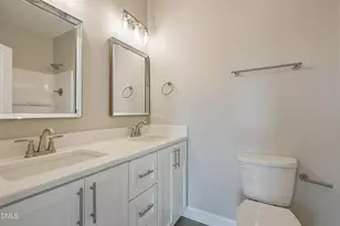 445 Bud Johnson Rd, Newton Grove, NC 28366 - Photo 23