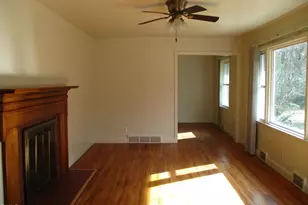 424 Halifax St, Warrenton, NC 27589 - Photo 3