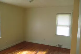 424 Halifax St, Warrenton, NC 27589 - Photo 9