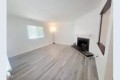 5817 Shady Grove Circle, Raleigh, NC 27609 - Photo 3