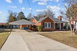 209 N Watauga Ave, Dunn, NC 28334 - Photo 3