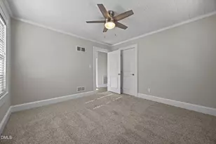 209 N Watauga Ave, Dunn, NC 28334 - Photo 9