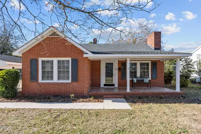 209 N Watauga Avenue, Dunn, NC 28334 - Photo 1