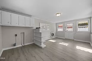 209 N Watauga Ave, Dunn, NC 28334 - Photo 17