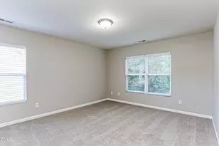 2623 Pebble Meadow Ln, Raleigh, NC 27610 - Photo 11