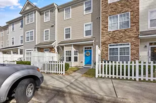 401 Scripps Ln, Raleigh, NC 27610 - Photo 7